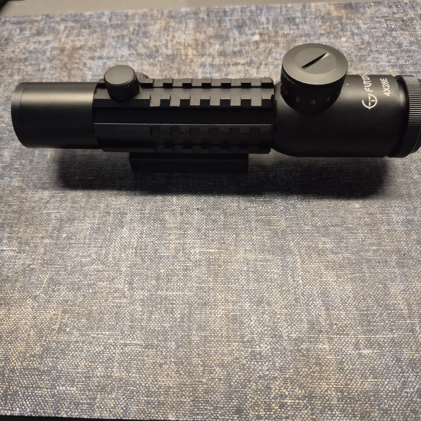 TFI RS13 Tactical Zielfernrohr 4x28